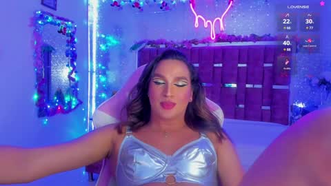 Kylie online show from December 30, 7:26 am