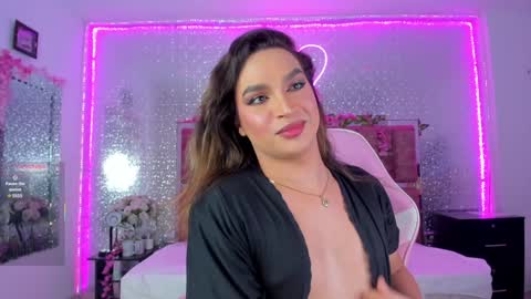 Kylie online show from January 18, 5:10 am