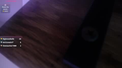 Snapshot of kylievoosx18 chatting on July 14, 2:05 am kylievoosx online show from July 14, 2:05 am