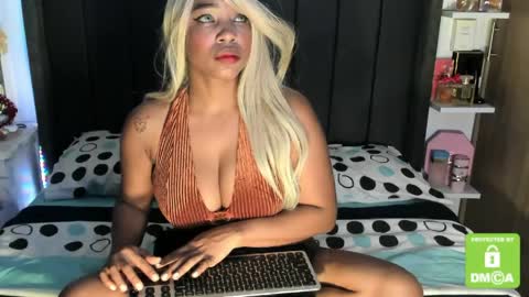 Snapshot of kyliewhiteboobs chatting on May 15, 9:55 pm kylie white boobs online show from May 15, 9:55 pm