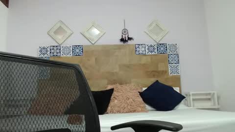 Kylie online show from March 5, 2:34 pm