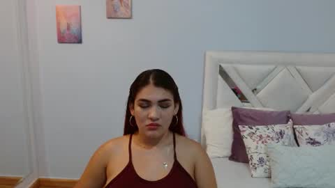 Snapshot of kyliiebaker chatting on June 18, 11:58 am Kylie online show from June 18, 11:58 am