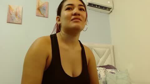 Kylie online show from July 20, 9:34 am