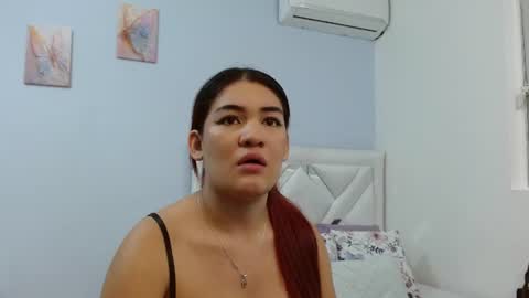 Kylie online show from August 9, 12:32 pm