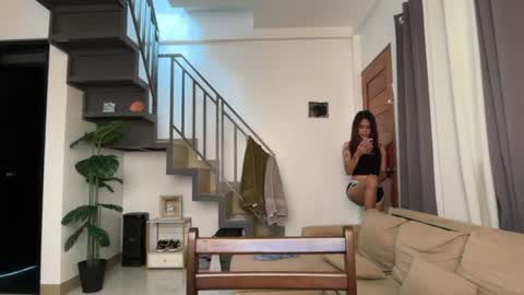kyll_collins online show from June 24, 1:15 am