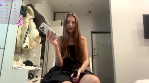 Selena online show from May 4, 1:34 am