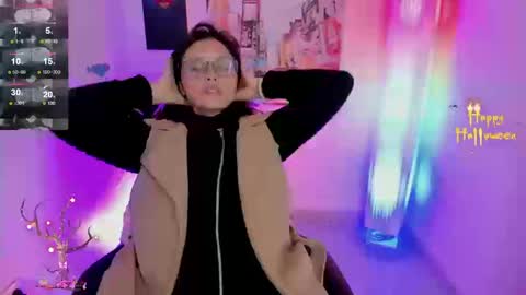 Kyomi online show from November 21, 1:10 pm