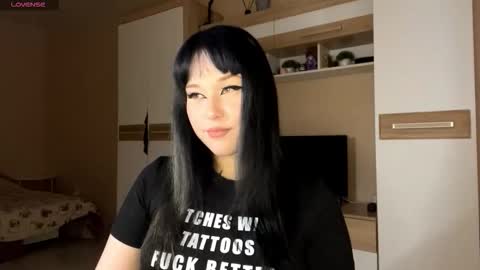 Snapshot of kyongsevenbergen chatting on October 28, 7:34 am Eva online show from October 28, 7:34 am