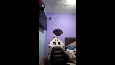 Snapshot of kyra_sol chatting on April 8, 4:18 pm Kyra online show from April 8, 4:18 pm