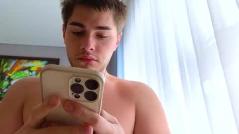 Snapshot of kyranbrauny chatting on July 16, 12:38 am Ken online show from July 16, 12:38 am