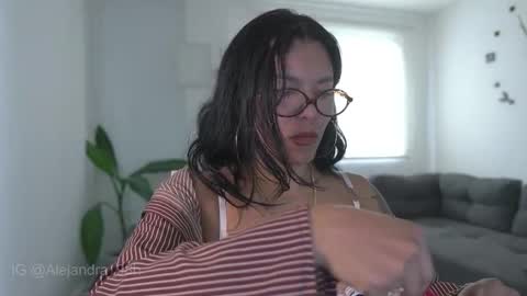 schedule 300 pm - 1100pm colombia time online show from March 6, 8:27 pm