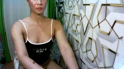 kyutshyne online show from March 5, 4:03 pm