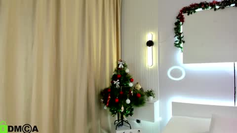 Snapshot of l1l_lola chatting on January 10, 7:35 am Ameli online show from January 10, 7:35 am