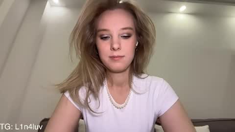 lina online show from May 4, 5:31 pm