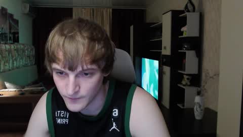 l1onkennedy online show from November 9, 9:13 pm