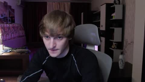 l1onkennedy online show from November 15, 6:48 pm