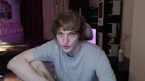 l1onkennedy online show from March 13, 3:51 pm