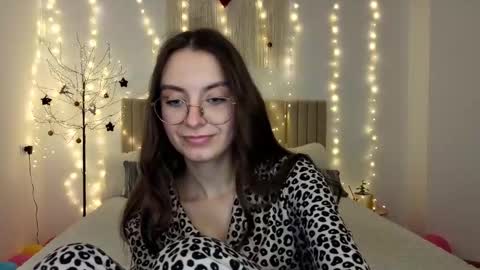 Margo  online show from January 5, 5:27 pm