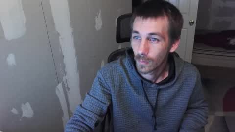 Snapshot of l1v1nth3dr3am chatting on September 17, 2:57 am l1v1nth3dr3am online show from September 17, 2:57 am