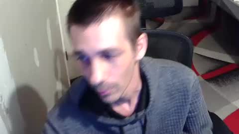 l1v1nth3dr3am online show from May 3, 2:56 pm
