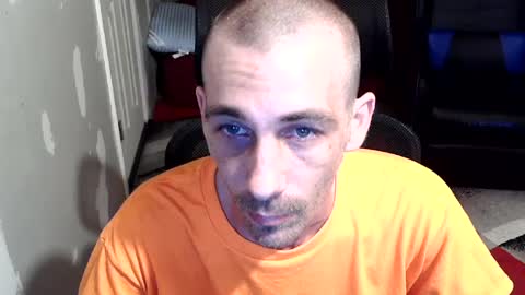 Snapshot of l1v1nth3dr3am chatting on July 17, 5:40 pm l1v1nth3dr3am online show from July 17, 5:40 pm