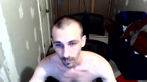 Snapshot of l1v1nth3dr3am chatting on July 28, 7:37 am l1v1nth3dr3am online show from July 28, 7:37 am