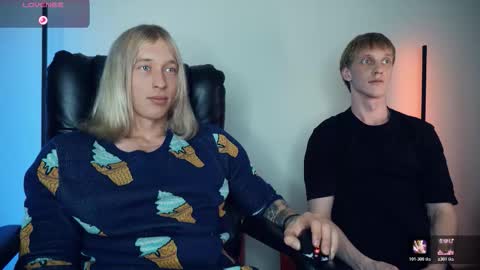 Snapshot of l_adonis_l chatting on November 1, 10:06 am Adonis online show from November 1, 10:06 am