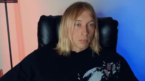 Adonis online show from April 21, 10:10 am