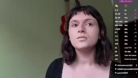 Snapshot of la_femme_fatale_ chatting on June 17, 8:32 pm Hanna FREE ONLYFANS online show from June 17, 8:32 pm