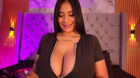 la_indiia online show from August 4, 1:46 pm