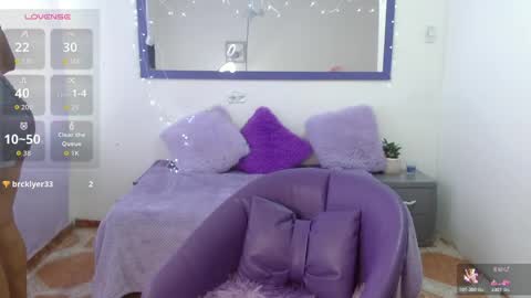 Snapshot of la_negritaa chatting on June 7, 8:01 pm Sara online show from June 7, 8:01 pm