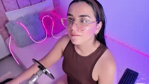 Snapshot of laana_foxx chatting on June 16, 12:46 am lana foxx Model independient online show from June 16, 12:46 am