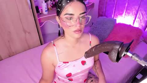 Snapshot of laana_foxx chatting on July 17, 11:20 pm lana foxx Model independient online show from July 17, 11:20 pm