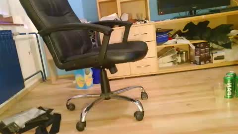 labondage online show from March 21, 12:43 pm