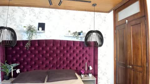 labrinthteasing online show from March 17, 1:14 pm