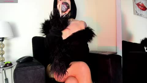 lace_victoria online show from May 19, 2:07 am