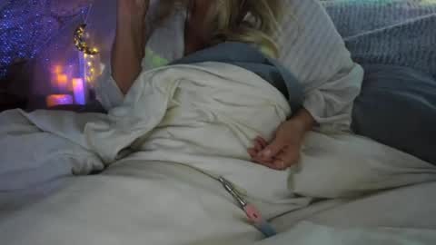 Lacey online show from July 26, 4:31 am