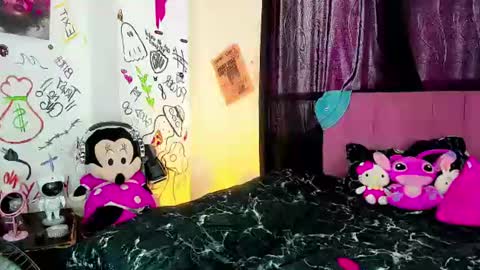 Snapshot of lachery_perversa chatting on July 12, 8:11 pm lachery_perversa online show from July 12, 8:11 pm