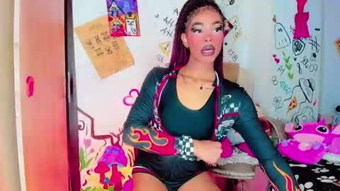 Snapshot of lachery_perversa chatting on August 8, 1:30 am lachery_perversa online show from August 8, 1:30 am
