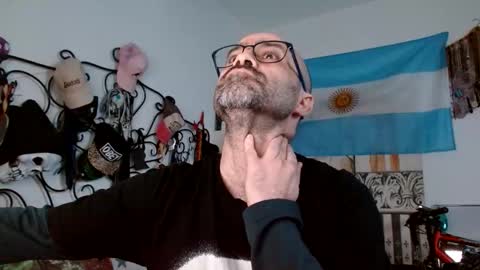 Snapshot of lachicadeldiablo chatting on February 12, 5:08 pm lachicadeldiablo online show from February 12, 5:08 pm