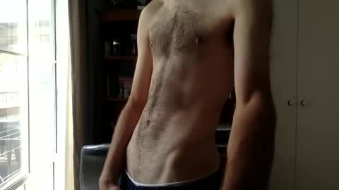 Snapshot of lachysims3 chatting on January 26, 2:35 am Sims online show from January 26, 2:35 am