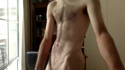 Snapshot of lachysims3 chatting on January 27, 11:54 pm Sims online show from January 27, 11:54 pm