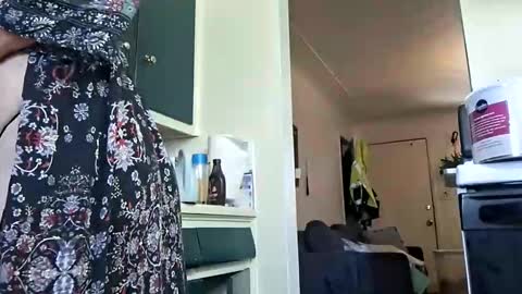 lacybell online show from May 2, 4:01 pm
