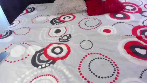 Snapshot of ladahear_ chatting on June 5, 3:18 pm Akyra online show from June 5, 3:18 pm