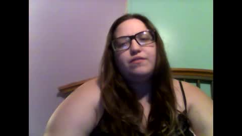 Snapshot of laddybuggie27 chatting on February 1, 11:06 pm Laddybuggie27 online show from February 1, 11:06 pm