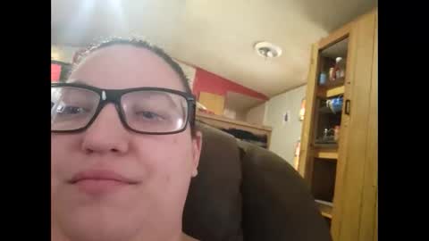 Snapshot of laddybuggie27 chatting on February 11, 2:13 pm Laddybuggie27 online show from February 11, 2:13 pm