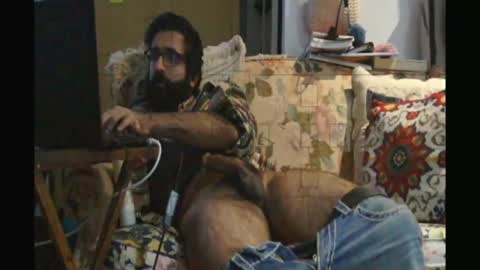 Ali online show from December 2, 8:04 pm