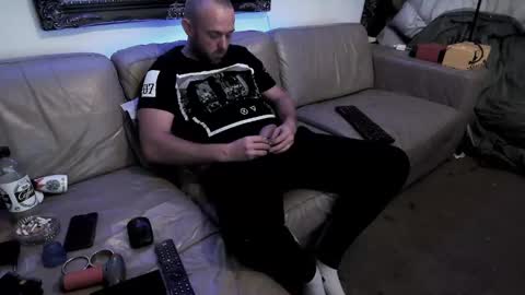 Snapshot of ladshed chatting on December 27, 5:37 pm Hectic online show from December 27, 5:37 pm