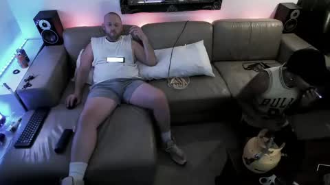 Snapshot of ladshed chatting on February 4, 3:26 pm Hectic online show from February 4, 3:26 pm