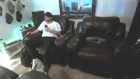 Snapshot of ladshed chatting on October 13, 5:02 pm Hectic online show from October 13, 5:02 pm